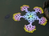 Floating Flakes / 2010 / Installation / 228 Park,Taipei
水花漂2010/裝置/二二八公園,台北