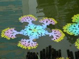 Floating Flakes / 2010 / Installation / 228 Park,Taipei
水花漂2010/裝置/二二八公園,台北